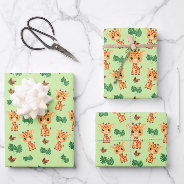 Niedliche Giraffe in grüner Farbe Geschenkpapier Set (Vorderseite)