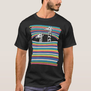 Niedliche Giraffe Pastel Rainbow Striped Classic T T-Shirt