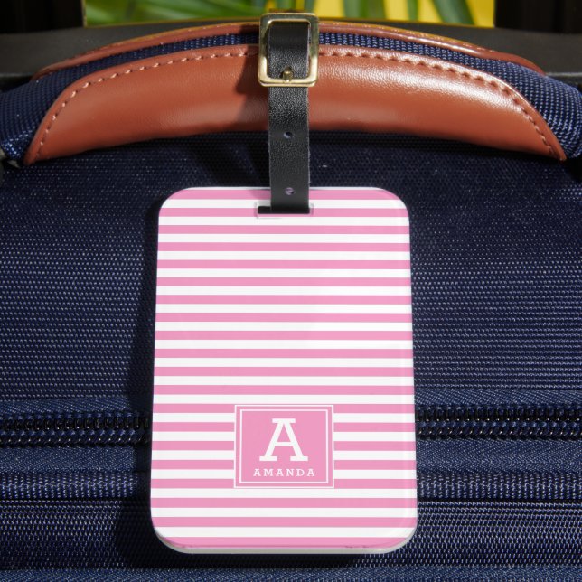 Niedliche Girly Rose Rosa Streifen Mit Monogramm V Gepäckanhänger (Vorderseite Insitu 2)