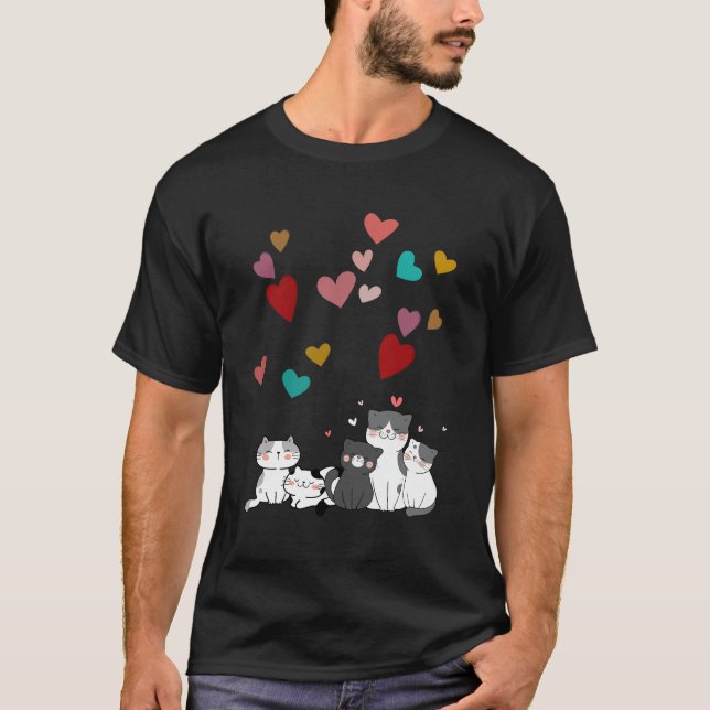 Niedliche glückliche Katzen, von Herzen umgeben T-Shirt (Vorderseite)