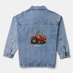 Niedliche glückliche Kuh, die einen roten Traktor- Jeansjacke