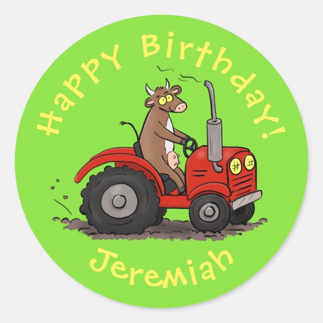 Niedliche glückliche Kuh, die einen roten Traktor- Runder Aufkleber (Vorderseite)