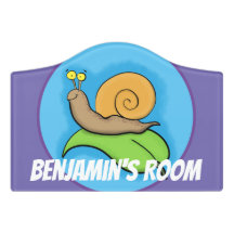 Niedliche, glückliche Schnecke auf einer Cartoon-I