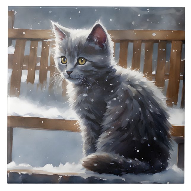 Niedliche graue Katze auf der Pose Snow Portrait Fliese (Vorderseite)