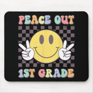 Niedliche Groovy der ersten Klasse am letzten Tag Mousepad