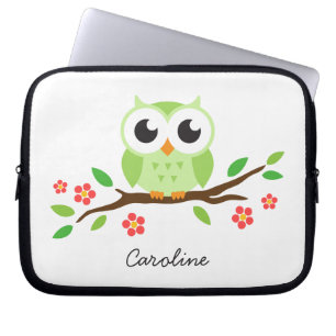 Niedliche grüne Eule auf personalisiertem Namen Laptopschutzhülle