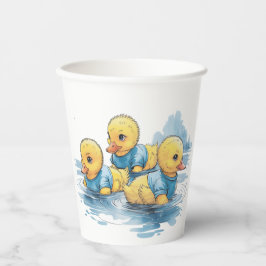 Niedliche Gummiente in blauer Kleidung Pappbecher