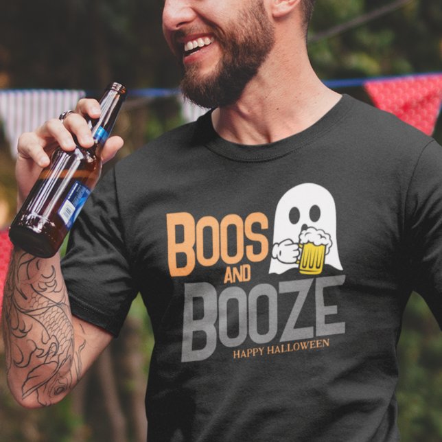 Niedliche Halloween Ghost Drink Bierboos und Booze T-Shirt (Von Creator hochgeladen)