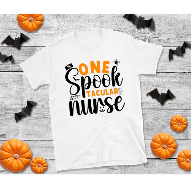 Niedliche Halloween Spinnennadel T-Shirt (Von Creator hochgeladen)