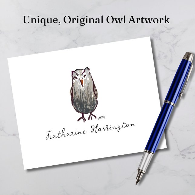 Niedliche handGezeichnet Owl Whimsical Monogram Wi (Our cute owl note card features original art, in soft natural shades of black, white, and gray.)