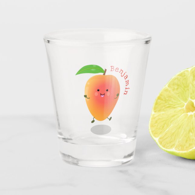 Niedliche Happy Mango Gelb Cartoon Illustration Schnapsglas (Vorderseite)