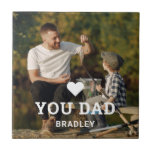 Niedliche HERZ-LIEBE SIE VATER Foto-Namen Fliese<br><div class="desc">Niedliche HERZ LIEBE YOU VATER Foto Names Decorative Tiles bietet Ihr Lieblings-Foto mit dem Text "(Liebe Herz) Sie Vater" in modernen weißen Skripten mit Ihren Namen unten. Personalisieren Sie diese, indem Sie den Text in dem dafür vorgesehenen Textfeld bearbeiten und ein eigenes Bild hinzufügen. Ideal für Weihnachten, Geburtstag und Vatertag...</div>