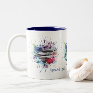 Niedliche Herzen und Waschen in Aquarellen Zweifarbige Tasse