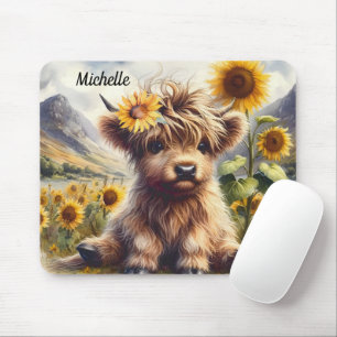 Niedliche Hochlandkuh und Sonnenblumen mit Namen Mousepad