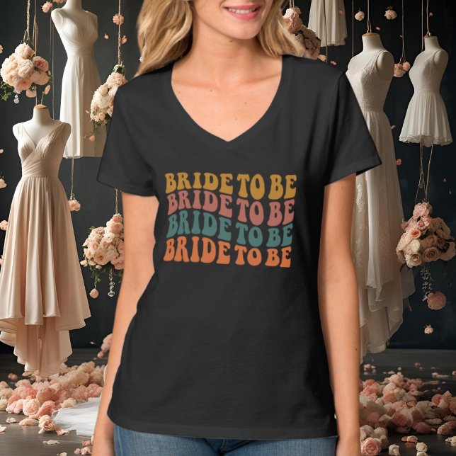 Niedliche Hochzeitsbride als Wortart T-Shirt (Von Creator hochgeladen)