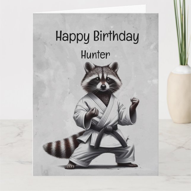 Niedliche Kampfkunst Raccoon Custom Geburtstag Karte (Vorderseite)