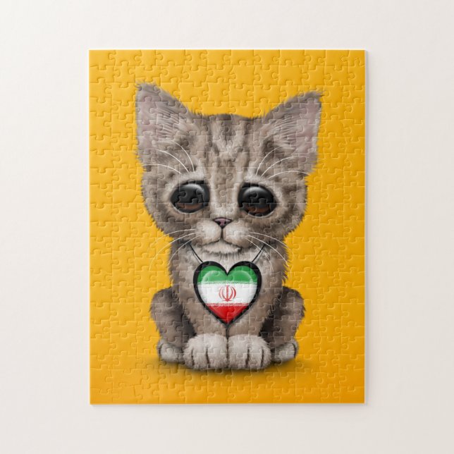 Niedliche Kätzchen-Katze mit dem iranischen Puzzle (Vertikal)