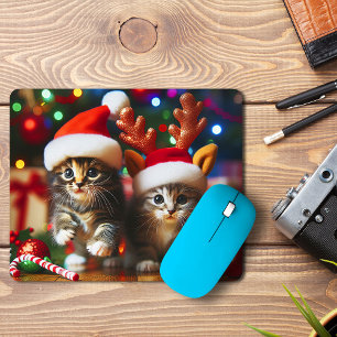 Niedliche Kätzchen mit dem Weihnachtsmann und Rent Mousepad