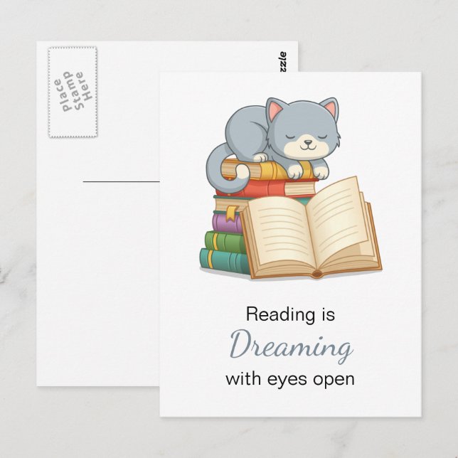 Niedliche Katze auf der Seite eines Buchstapelvorl Postkarte (Vorne/Hinten)