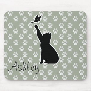 Niedliche Katze Chasing A Schmetterling Paws Muste Mousepad