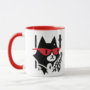 Niedliche Katze, die eine Waffe hält Tasse