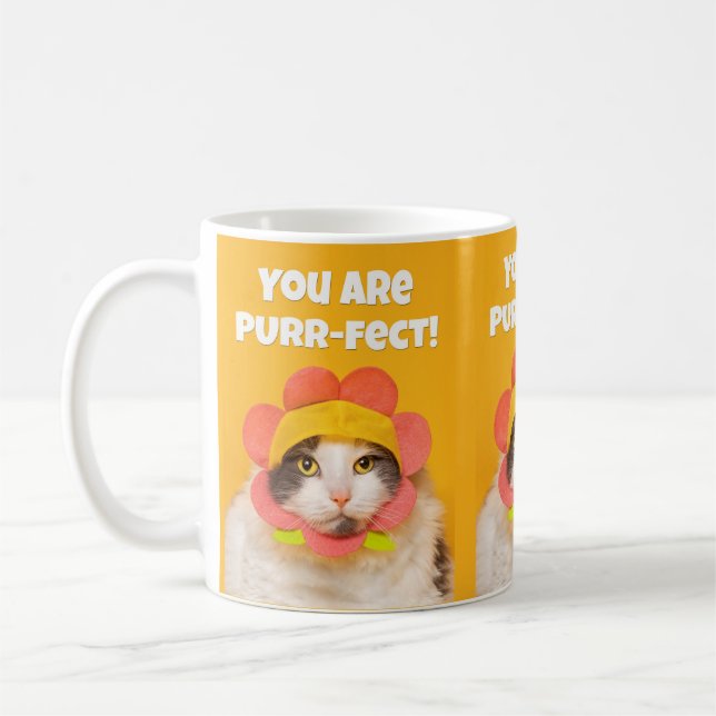 Niedliche Katze in Blume Hat Spaß Kaffeetasse (Links)