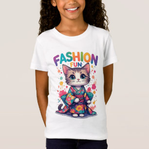 Niedliche Katze in floralem Kimono feiert Mode T-Shirt
