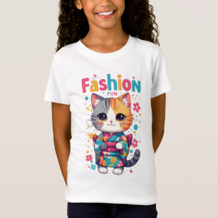 Niedliche Katze in floralem Kimono feiert Mode T-Shirt