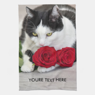 Niedliche Katze mit rote Rose Geschirrtuch