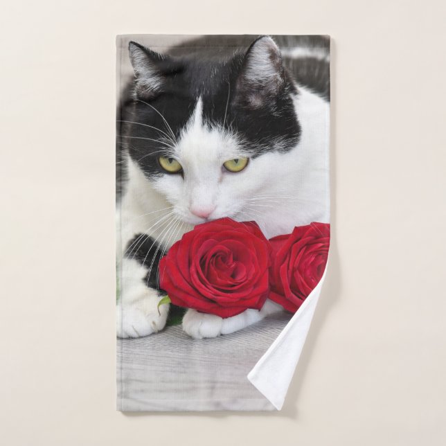 Niedliche Katze mit rote Rose Handtuch (Handtuch)
