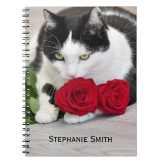 Niedliche Katze mit rote Rose Notizblock