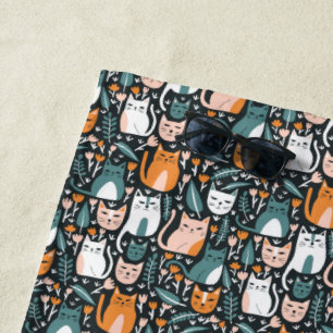 Niedliche Katzen Farbiges botanisches Muster Strandtuch