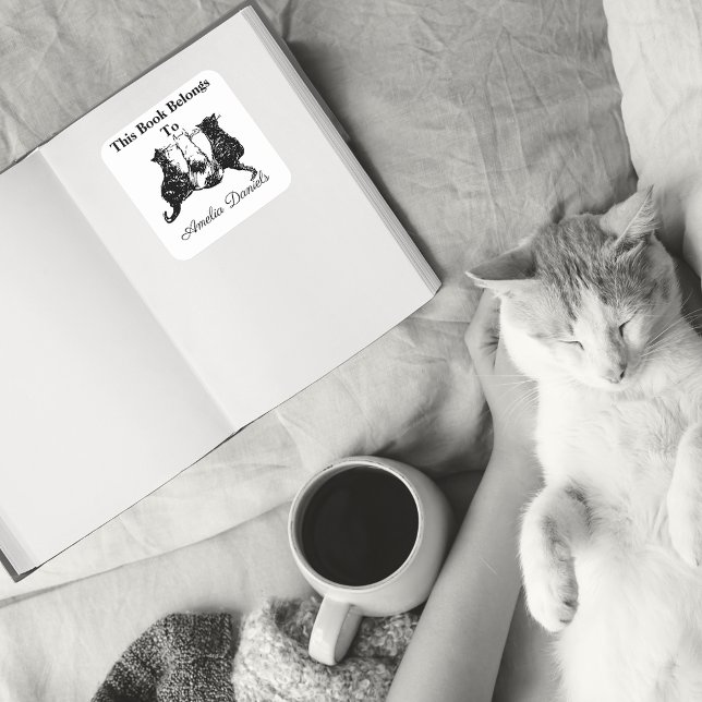 Niedliche Katzen, zu denen dieses Buch gehört Quadratischer Aufkleber (Bookplate stickers for cat lovers)