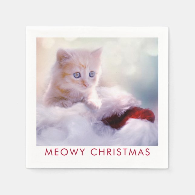 Niedliche Kittenruhe auf einer Weihnachtsmannmütze Serviette (Vorderseite)