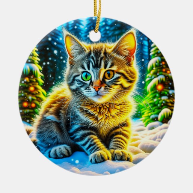 Niedliche Kitty Cat Spielen Outdoor on Christmas E Keramik Ornament (Vorne)