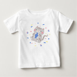 Niedliche Kitty mit Fisch im Sommer Illustration Baby T-shirt
