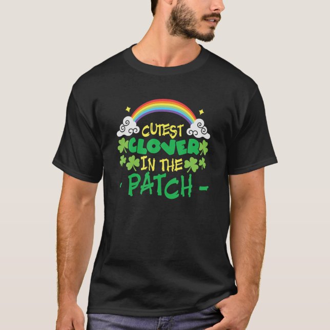 Niedliche Klee im Patch Funny Irish St Patricks T-Shirt (Vorderseite)