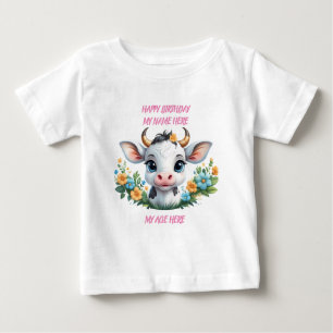 Niedliche kleine Mädchenkuhe in Blume Baby T-shirt