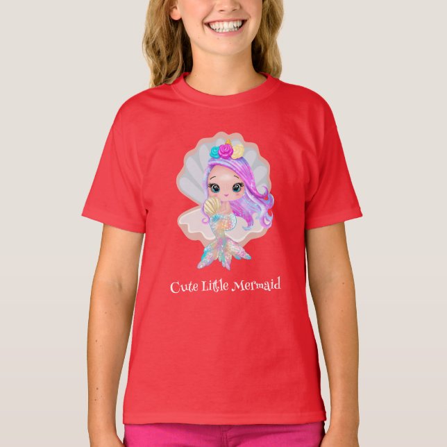 Niedliche kleine Meerjungfrau mit Regenbogen bunt  T-Shirt (Vorderseite)