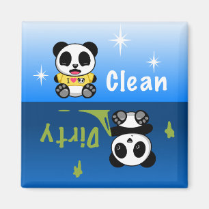 Niedliche kleine Pandas säubern schmutziges Magnet