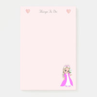 Niedliche kleine Prinzessin auf hellrosa Sachen zu