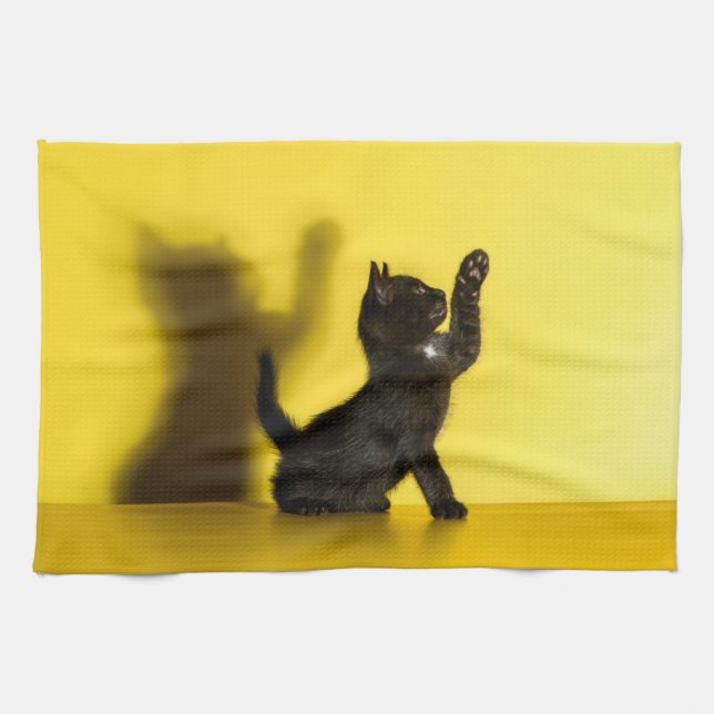 Niedliche Kleintiere | Black Cat Playing Geschirrtuch (Horizontal)