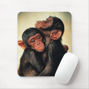 Niedliche Kleintiere   Chimpanzee Hug Mousepad