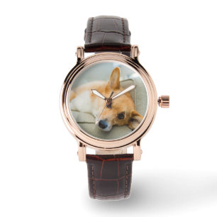 Niedliche Kleintiere   Corgi Puppy on Couch Armbanduhr