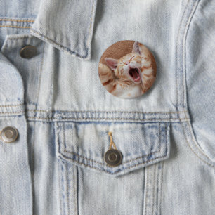 Niedliche Kleintiere Ginger Kitten Yawning Button