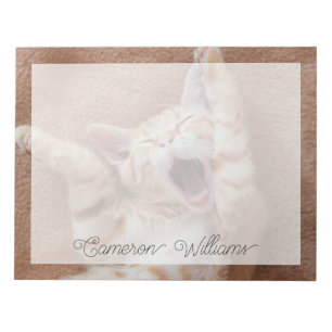 Niedliche Kleintiere Ginger Kitten Yawning Notizblock