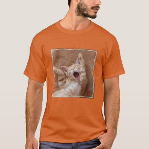 Niedliche Kleintiere   Ginger Kitten Yawning T-Shirt
