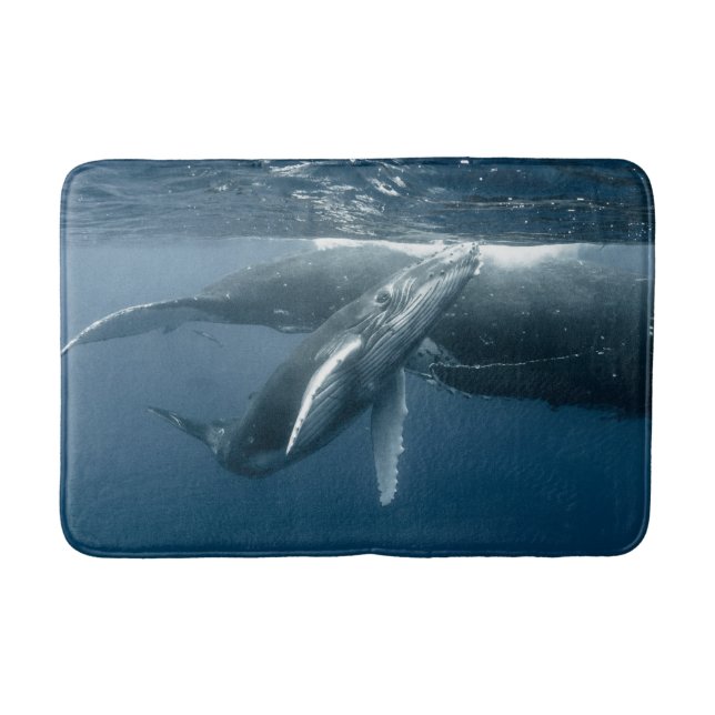 Niedliche Kleintiere | Humpback Whale Calf Badematte (Vorderseite)