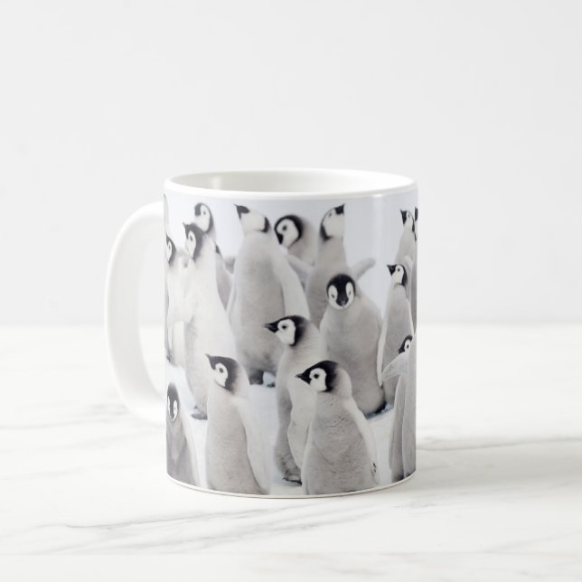 Niedliche Kleintiere | Kaiser Penguin Chicks Kaffeetasse (Vorderseite Links)