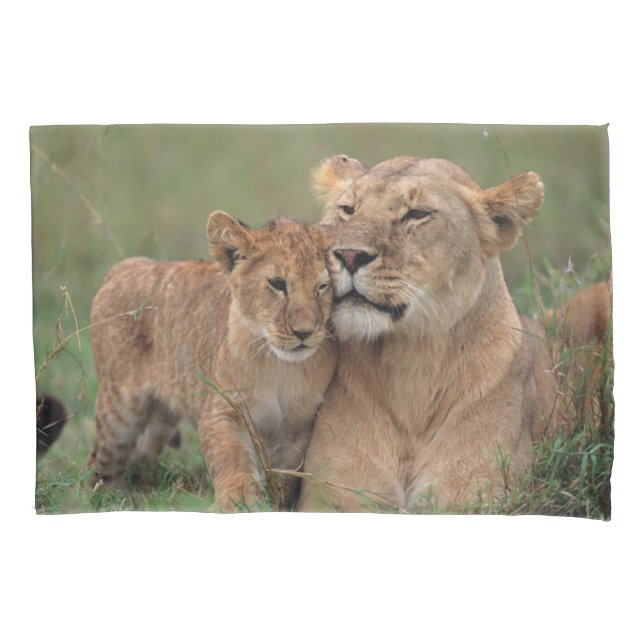 Niedliche Kleintiere | Lion Cub & Mother Kissenbezug (Vorderseite)